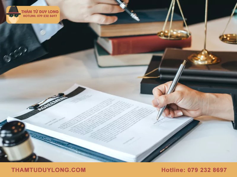 Công ty thám tử gia đình