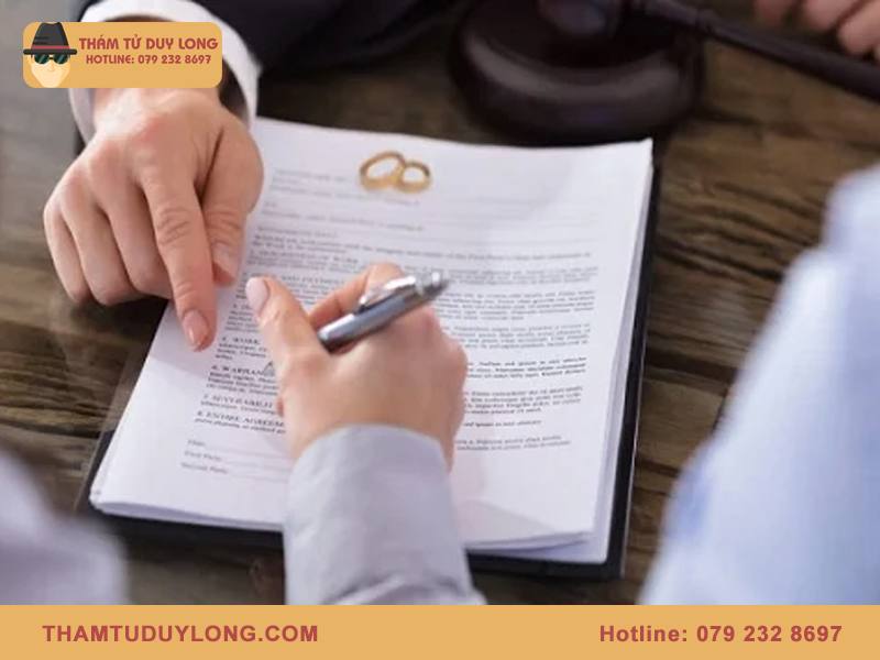 Thủ tục ly hôn khi có bằng chứng chồng/vợ ngoại tình