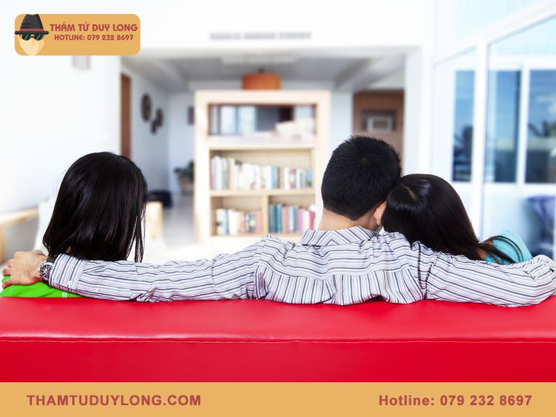 Nằm mơ thấy chồng ngoại tình với người quen