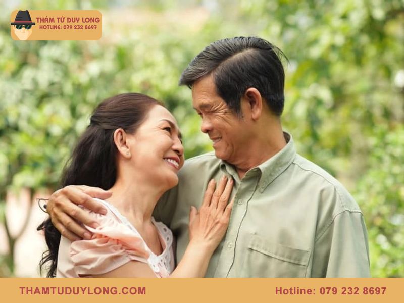 Phụ nữ tuổi 60 vẫn ngoại tình